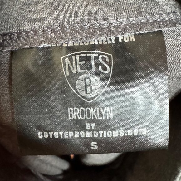 Brooklyn Nets 3/4 Zip We Go Hard Men's Long Sleeve Shirt Pullover Gray Size S - Picture 5 of 9